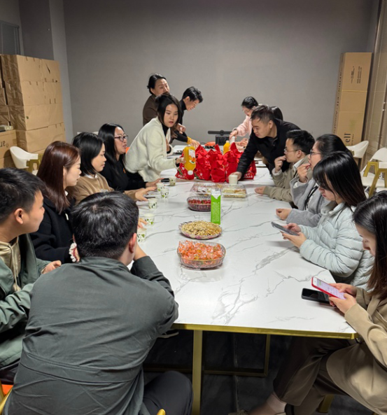 1766656444855758.png 圣诞4.png